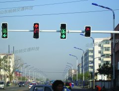 河南交通信号灯施工案例